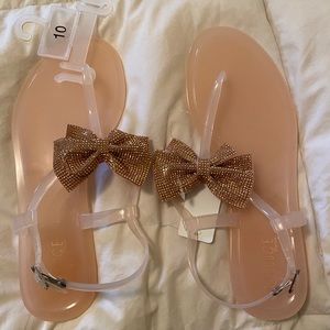 Sandals, thong. Rose Gold color